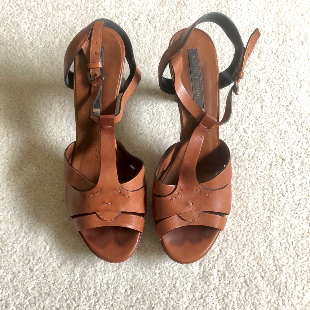 Alberto Fermani T-Strap Platform Sandals